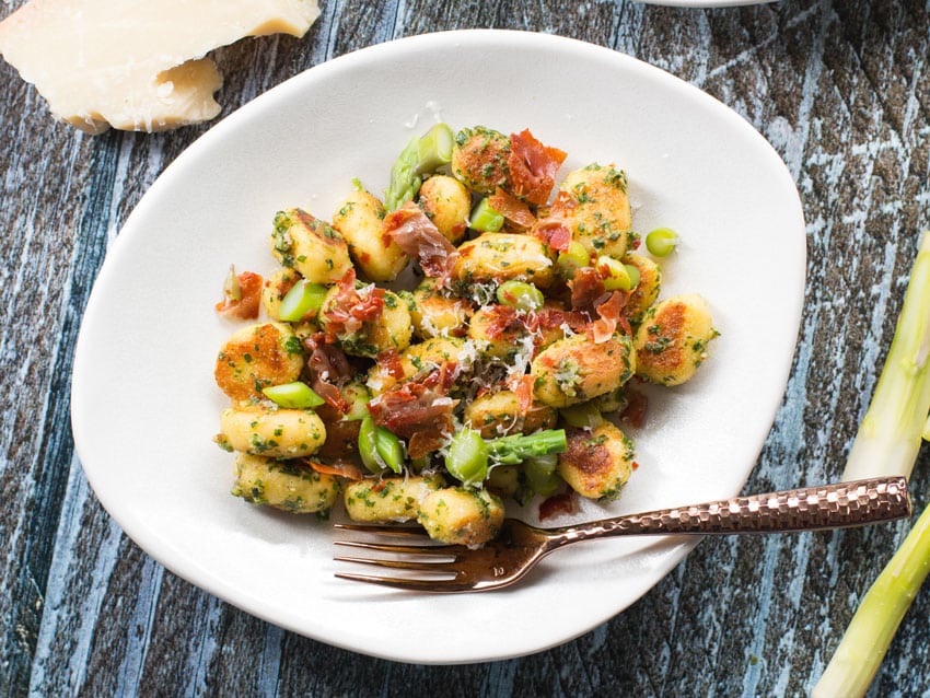 Keto Gnocchi Recipe with Pesto Sauce
